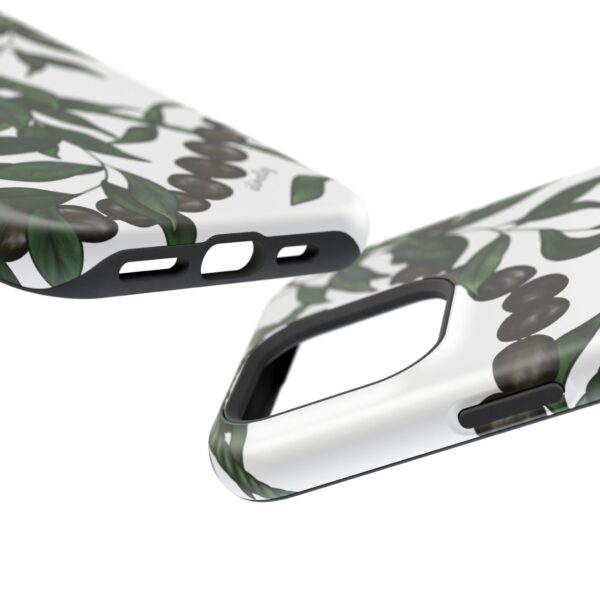 Kukui Nut, Maile, Ti Leaf Lei (White), MAGSAFE